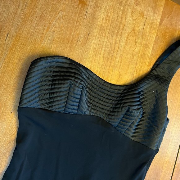 A.B.S. Collection Size 4 Single Shoulder Black Cocktail Dress - Picture 3 of 9